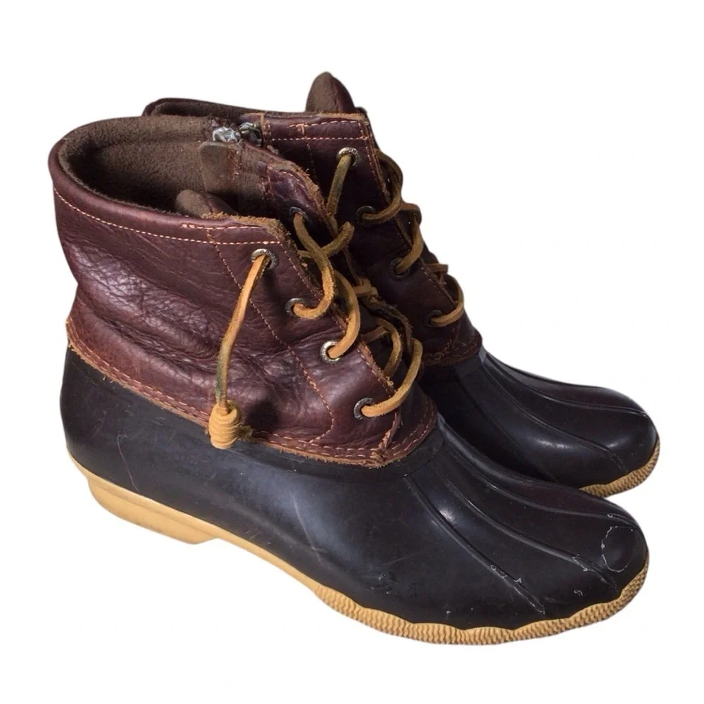 Women's Sperry Top-Sider Saltwater Duck Boot size 8.5